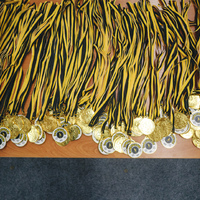Medale dla uczestników turnieju piłki nożnej