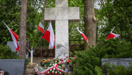 Miejsce pamięci na cmentarzu na ul. Piaskowej